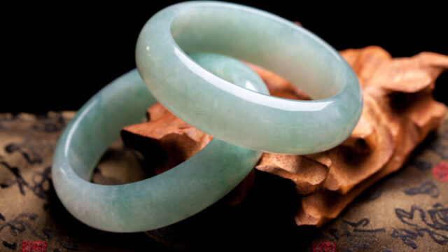 翡翠の効果がすごい？人を選ぶ？本物の見分け方をご紹介！