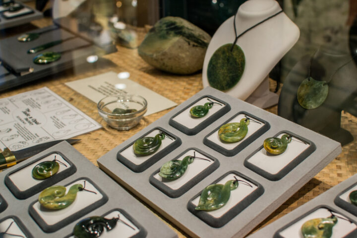 翡翠の意味が怖い？翡翠の意味や効果がすごいと言われる理由とは？ 