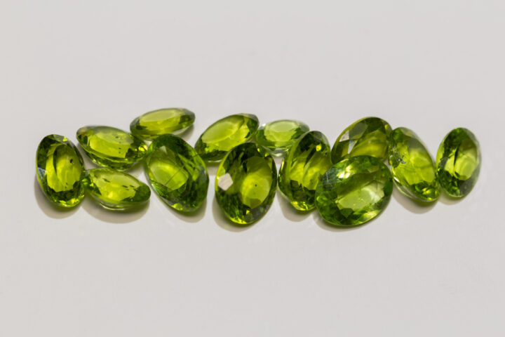 ペリドットのすごい効果とは？合う人の特徴や相性が良い石をご紹介！ 