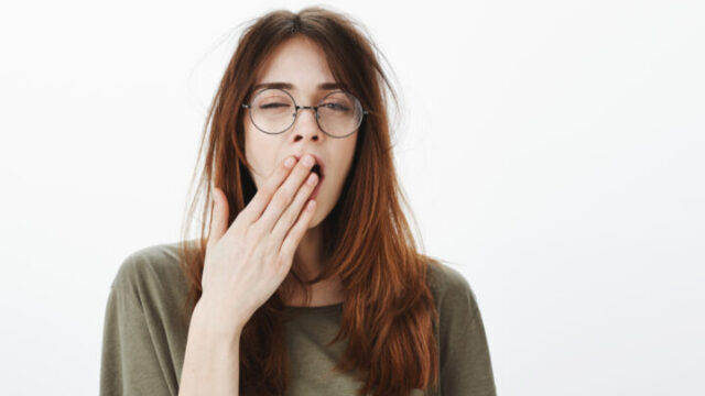 波動が高い人が眠くなる理由とは？波動が高い人の特徴もご紹介！