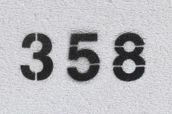 金持ちの車のナンバーには358がある？意味や縁起の良い番号とは？ 